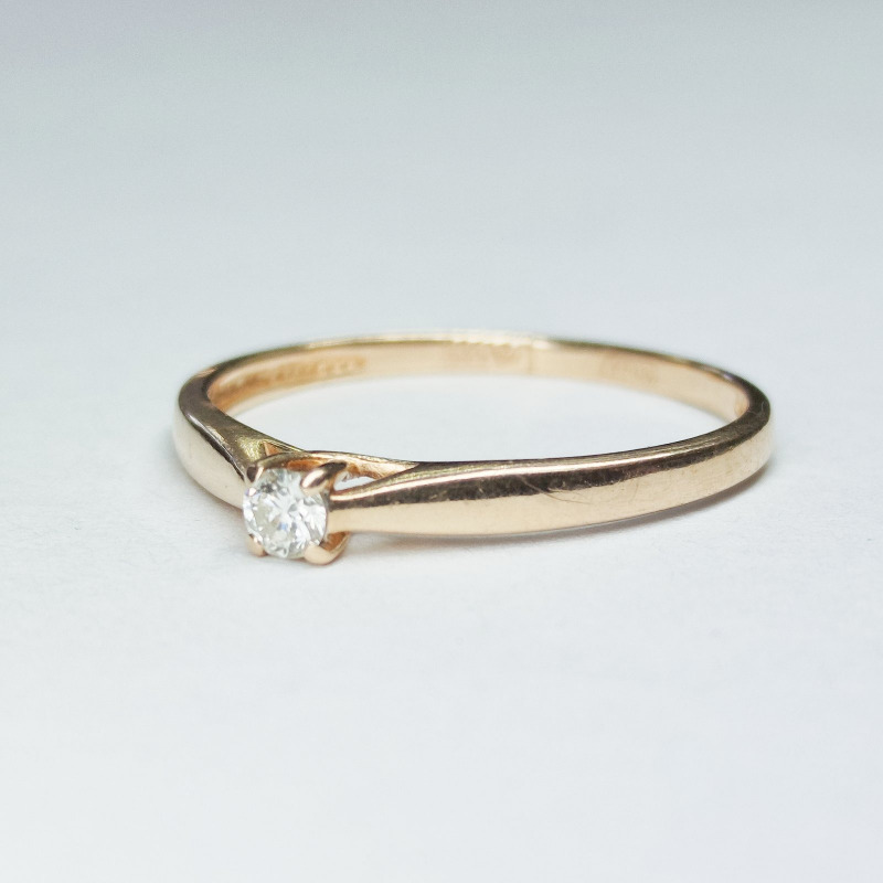 Б/у кольцо с бриллиантом, золото 585 II Категория, вес 1.08 г. в Кошелекъ - Самара цена: 8 470р.