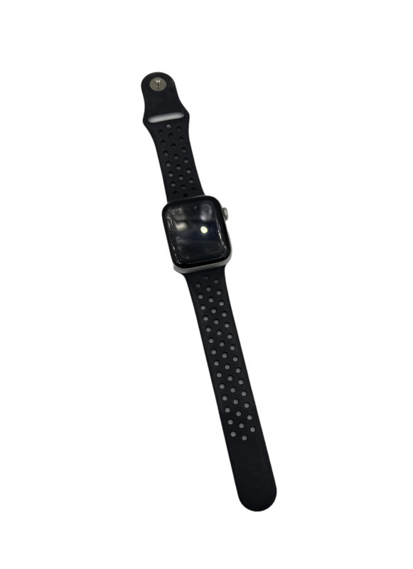 Apple Watch SE 44 мм (1е поколение) - фото_0