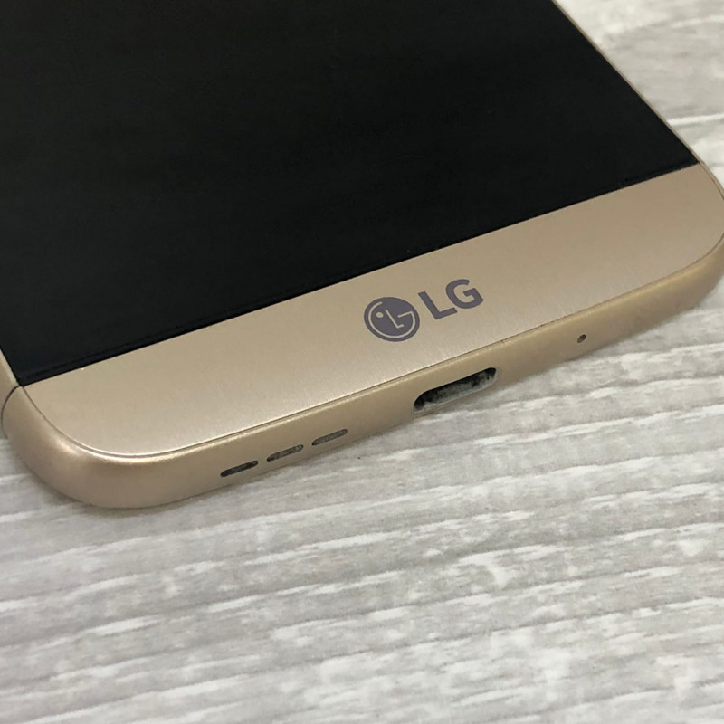 Б/у LG g5 32gb в Столичный Экспресс цена: 5 590р.