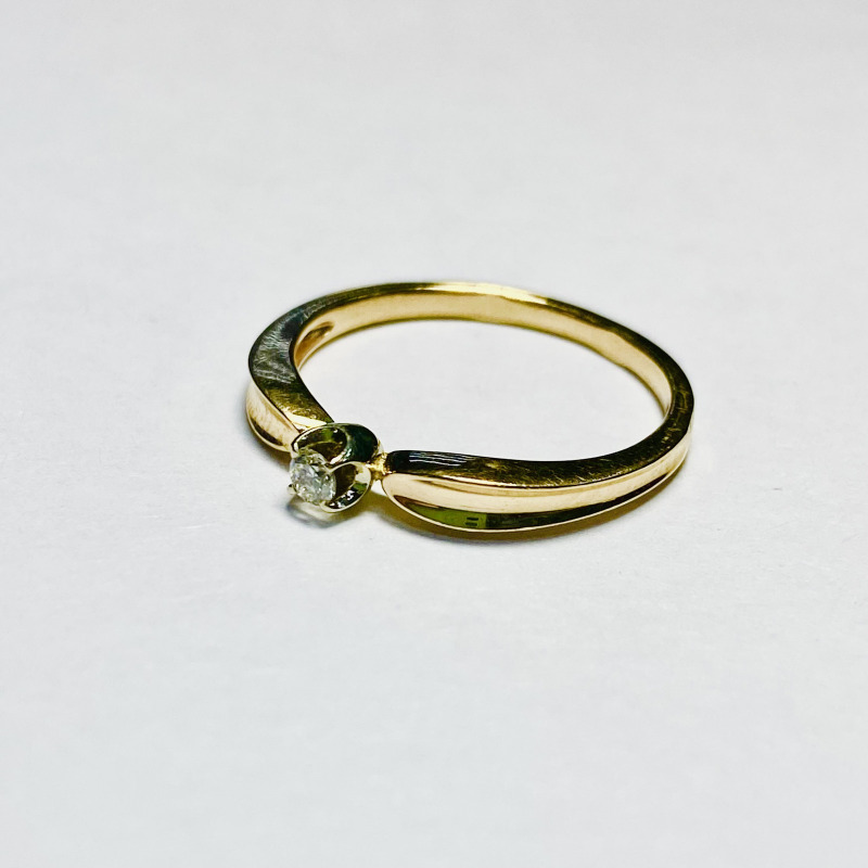 Б/у Кольцо с бриллиантом, золото 585 II Категория, вес 1.65 г. в Кошелекъ - Самара цена: 10 100р.